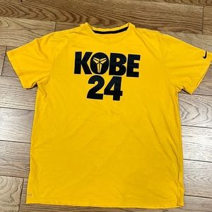 LIMITED EDITION Kobe Bryant Nike Dry - Fit T-Shirt